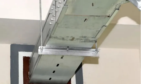 電纜槽盒安裝要求有哪些，彎曲半徑和跨距相關(guān)介紹